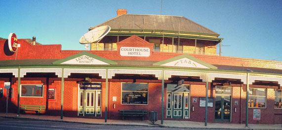 Court House Hotel, Corryong